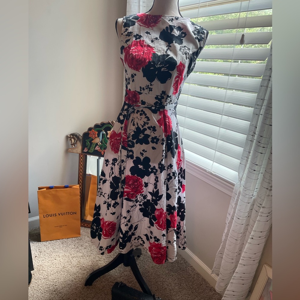 Creti Chic Floral Sleeveless Dress in SZ M - Picture 2 of 11